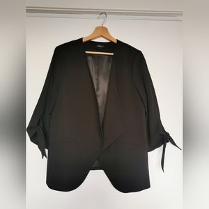 Reitmans Black Blazer size 16